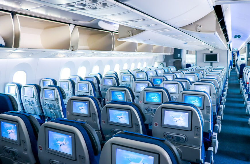 Boeing 787 Dreamliner Economy Class