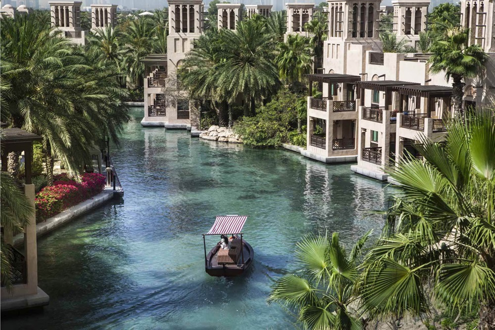 Jumeirah Al Qasr Dubaj